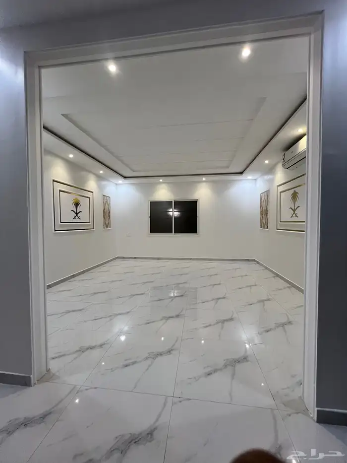 فله للايجار حي البيان 11