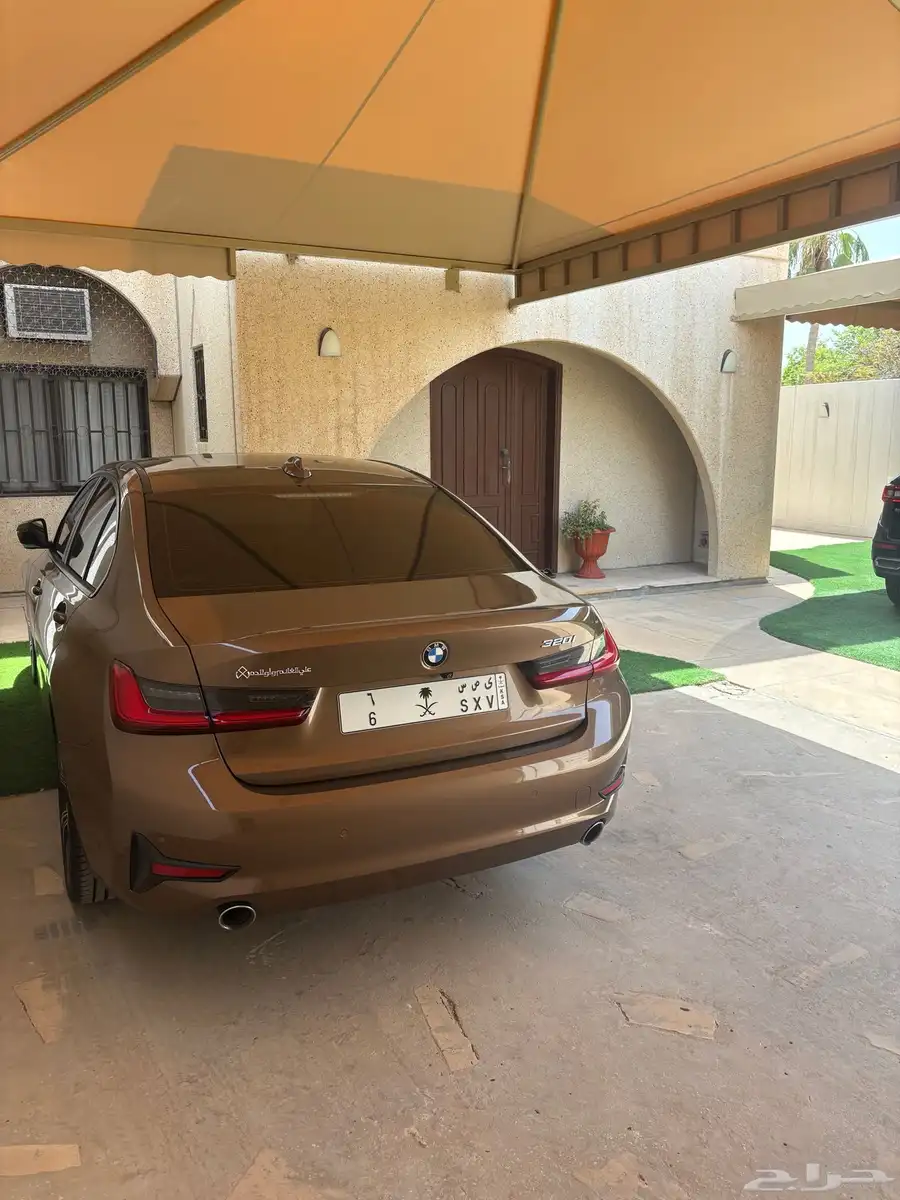 ممشى قليل 2020 BMW 320 موديل 15
