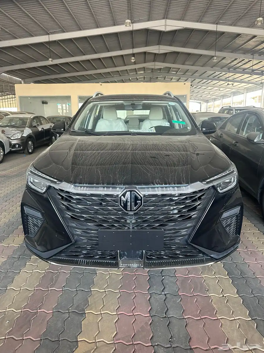 ام جي RX5 بانوراما مخمل 2023 عرض خاص 13