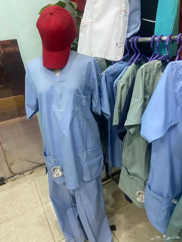 عرض بضاعه زي موحد للبيع 2