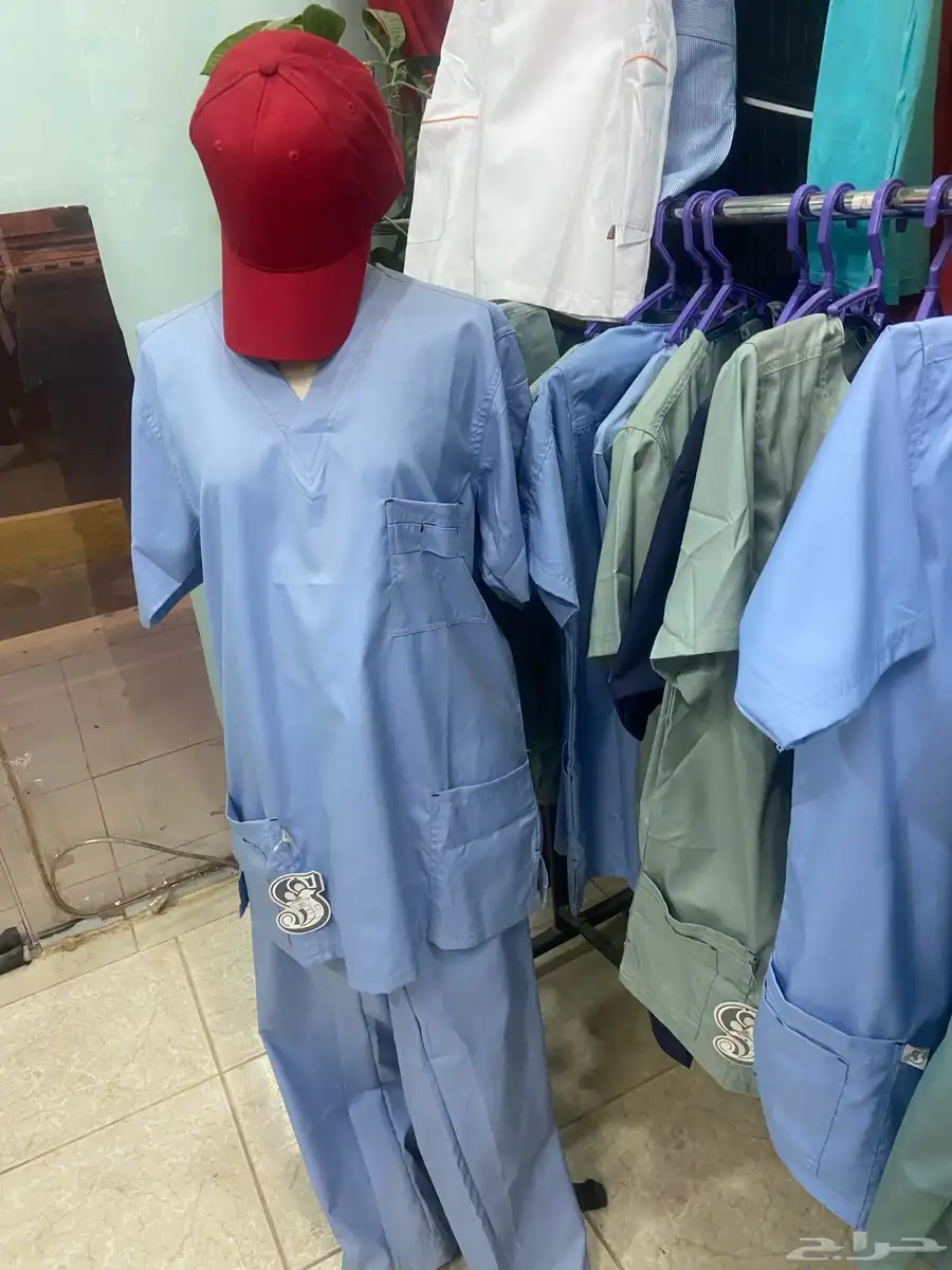 عرض بضاعه زي موحد للبيع 2