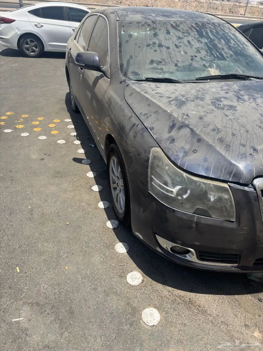 جيلي موديل 2014 اللون كحلي 3