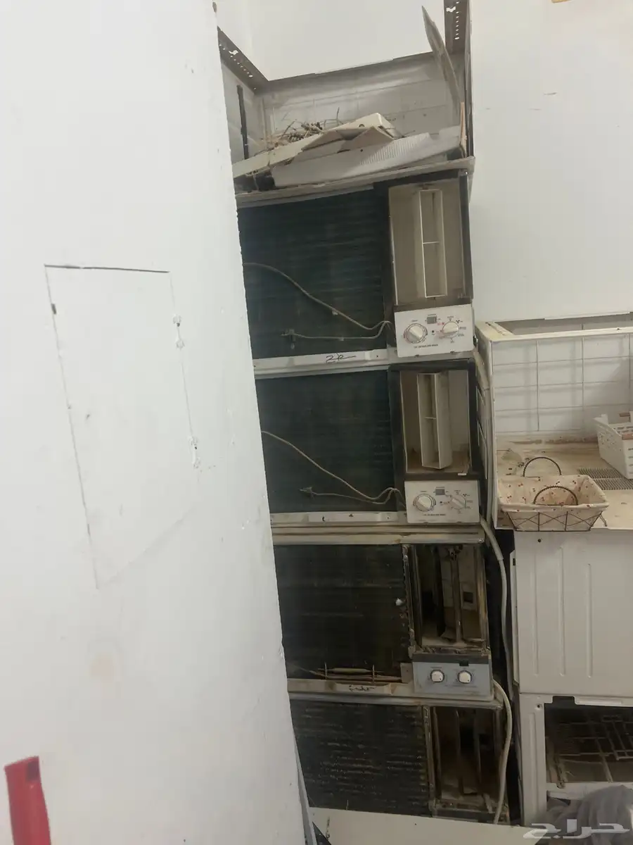 مكيفات شباك 4 اثنين 24 واثنين 18 شغلتهم سنه وكم شهر بالخرج 0