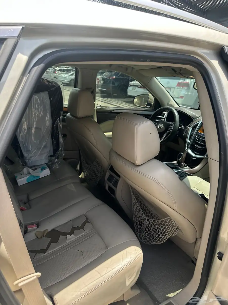 كاديلاك SRX 6