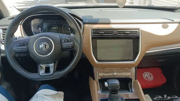 ام جي RX8 2022 7