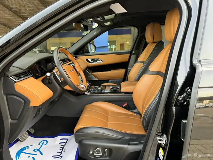 (( تم البيع )) لاند روفر فيلار V6 2019 عداد 30 الف فل اوبشن 5