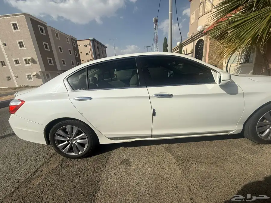 اكورد 2014 فل كامل ابيض لؤلوي 0