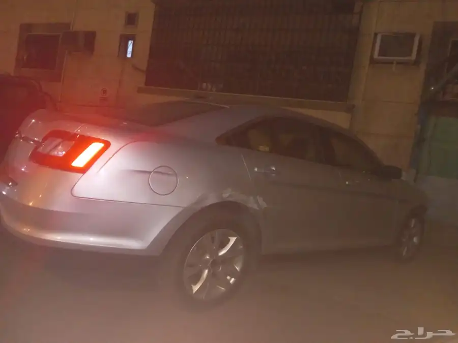سياره فورد تورس 2