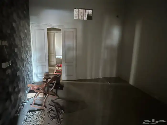 موقع عليه عمارة قديمة القمرية 5