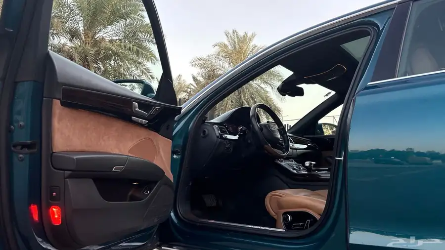 اودي A8L 2016 ( لون مميز ) 20