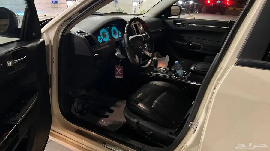 كرايسلر 300c هيمي 2008 وارد المتحدة فل كامل 0