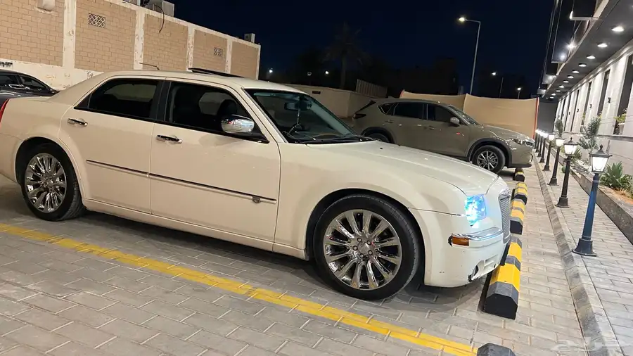 كرايسلر 300c هيمي 2008 وارد المتحدة فل كامل 11
