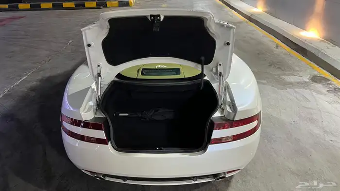 اوستن مارتن DB9 موديل 2008 V12 9