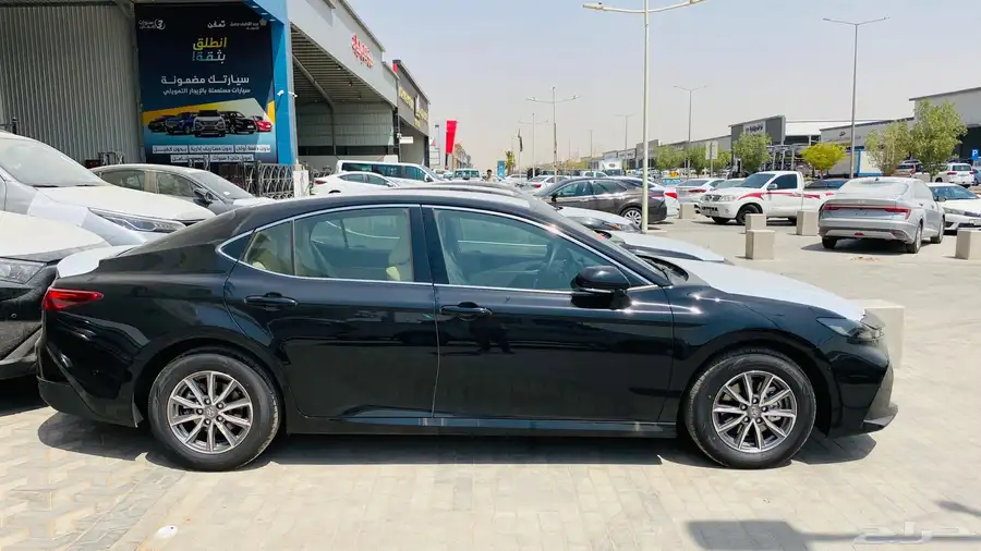 كامري 2025 ستاندر اسود 0