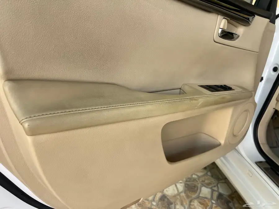 لكزس مديل 2014 حجم 250 ES عبداللطيف جميل AA. 49