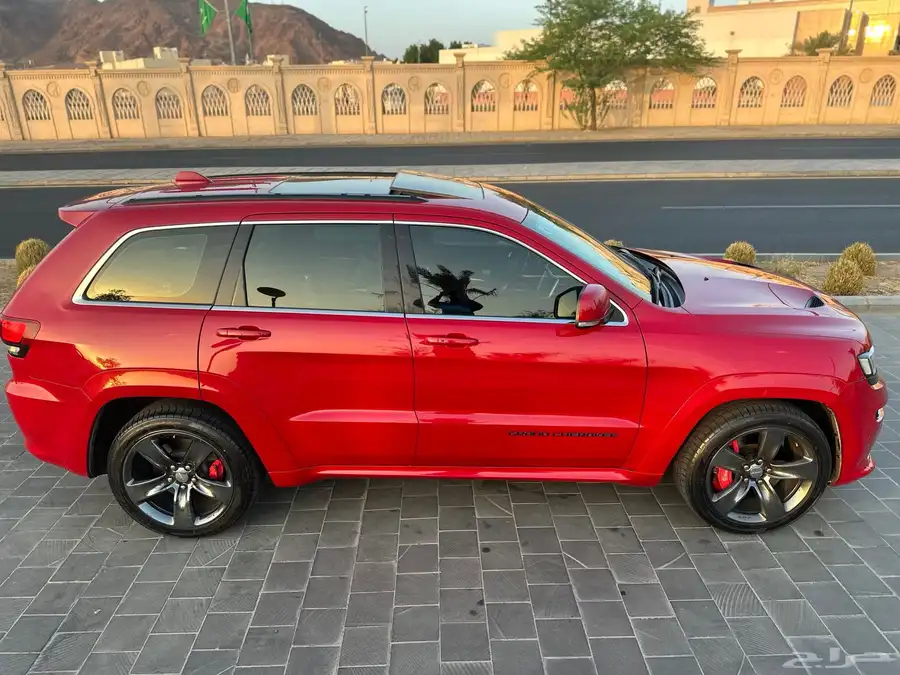 جيب جراند شروكي SRT 3