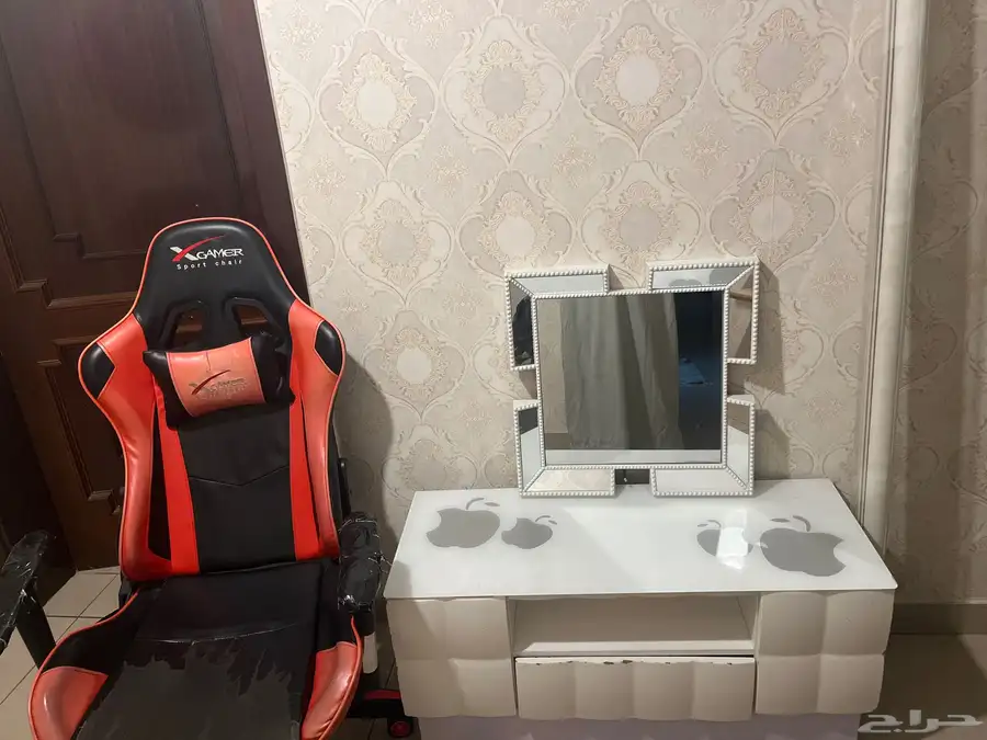 للبيع جميع الأغراض المستخدمة (قابل للتفاوض) 0