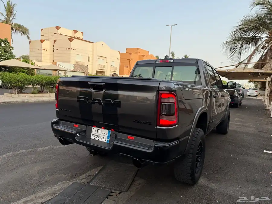 دودج رام ليمتد 2021 بترومين تحت الضمان 3