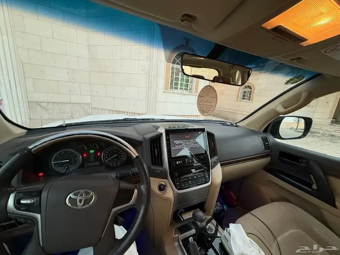جكسار V8 2016 5