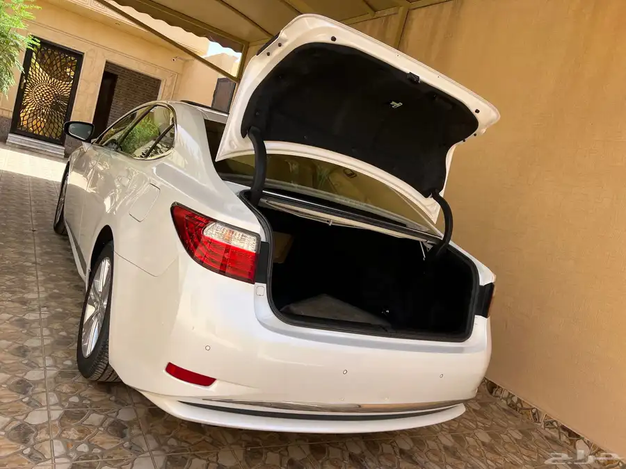 لكزس مديل 2014 حجم 250 ES عبداللطيف جميل AA. 77