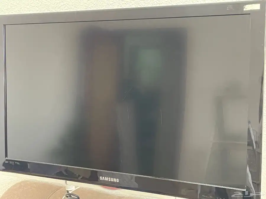 شاشة هايسنس وشاشة سامسنج 1
