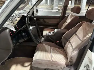 جيب لاندكروزر 1994 35