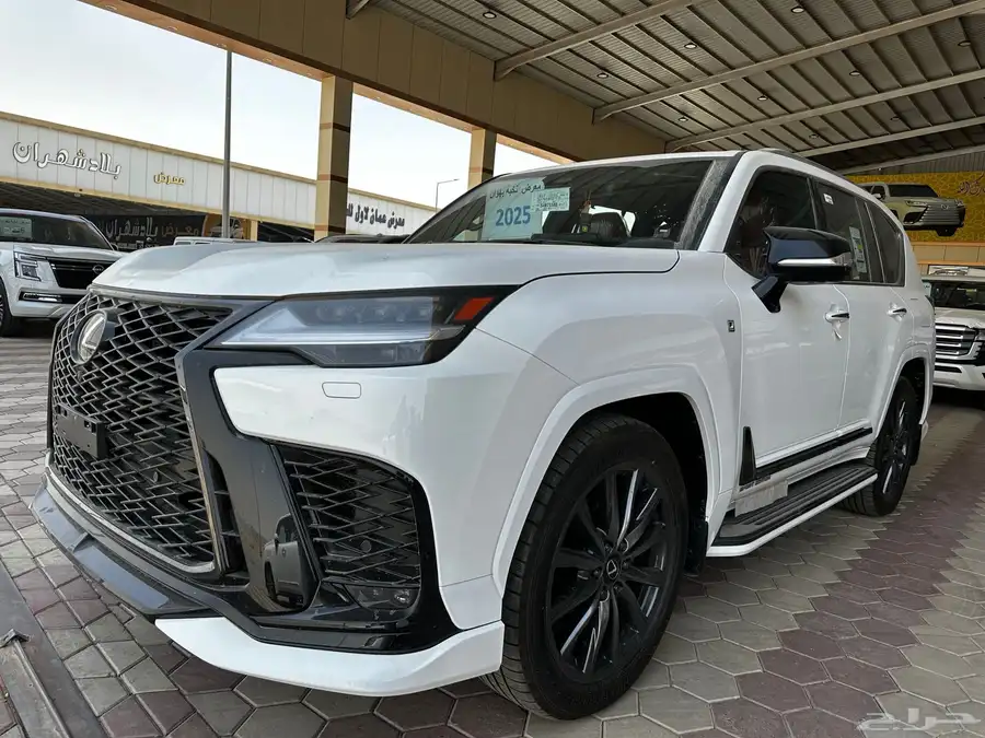 لكزس سبورت ابيض قطري2025 بطاقه جمركيه 1
