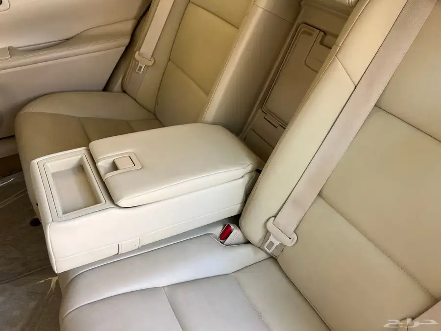 لكزس مديل 2014 حجم 250 ES عبداللطيف جميل AA. 54