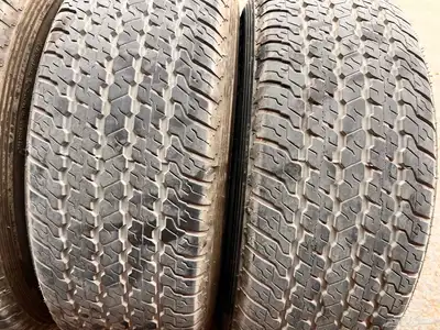 جنوط جيب 2009 مع كفرات صيني دعسة دنلوب مقاس 265 70 17 8