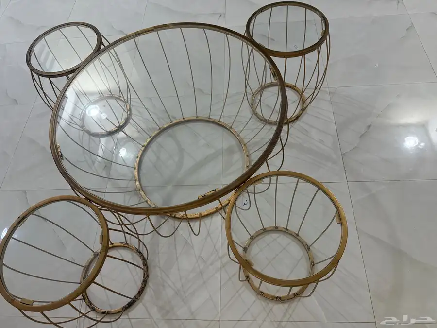 طقم طاولات دائرية زجاج من الأعلى 2