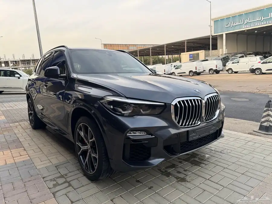 بي ام دبليو X5 2021 KIT M على الضمان والصيانه 1