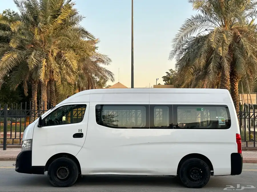 نيسان باص ركاب موديل 2019 سعودي قير عادي ديزل شامل الضريبة 2
