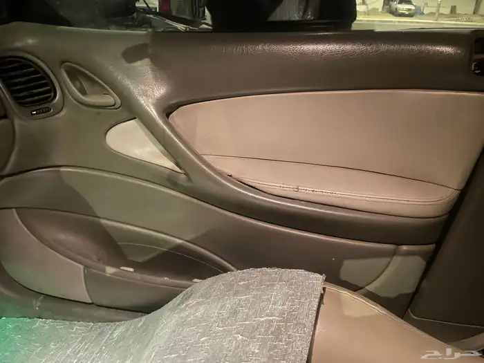 للبيع قطع غيار كابريس ss 2006 9