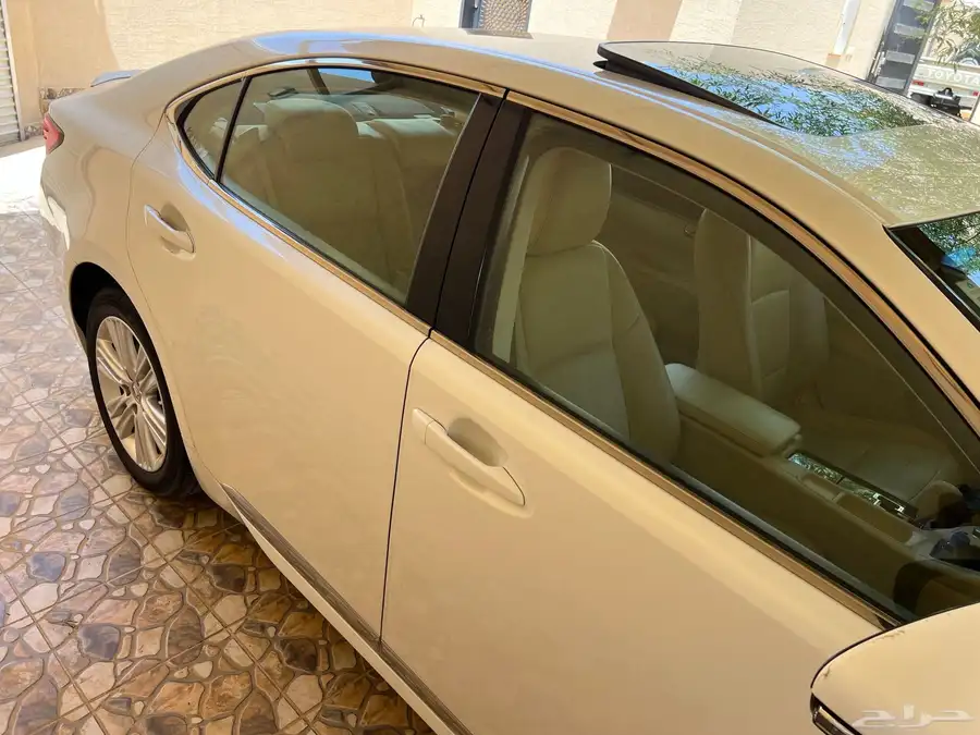 لكزس مديل 2014 حجم 250 ES عبداللطيف جميل AA. 11