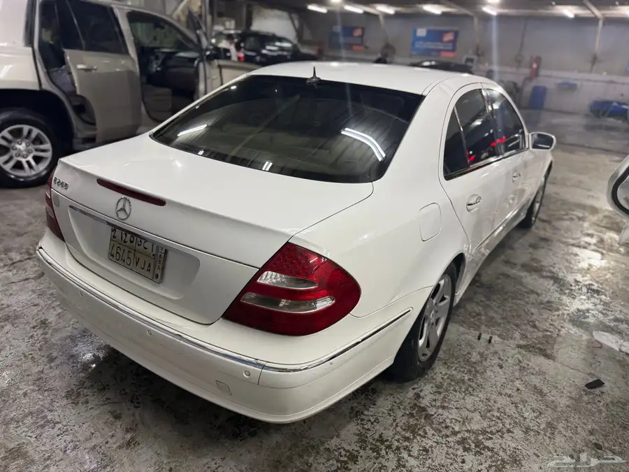 مرسيدس E240 موديل 2005 للبيع او للبدل بسيارة كبيره عائليه 0