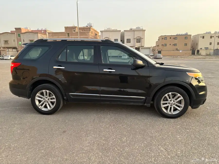 للبيع اكسبلور 2013 4