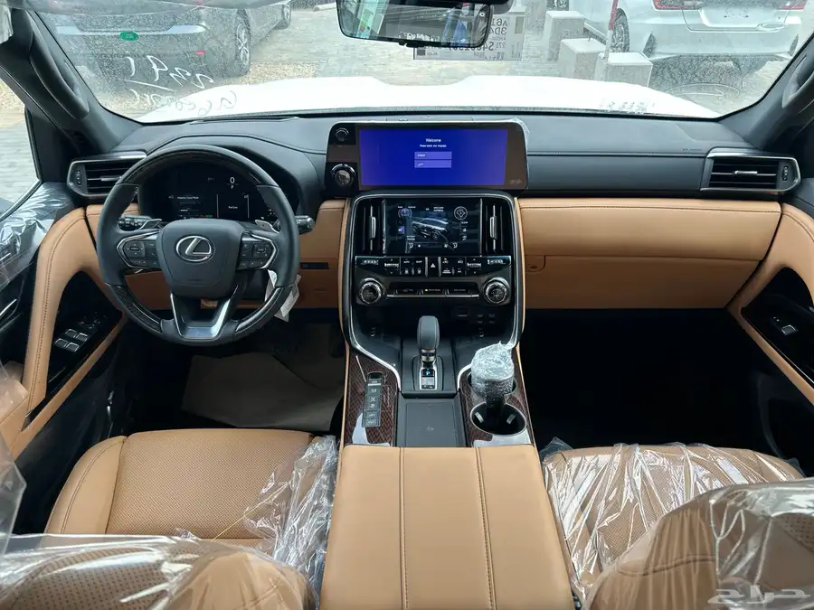 لكزس LX700h هايبرد 2025 سعودي جديد 535900 شامل الضريبة 7