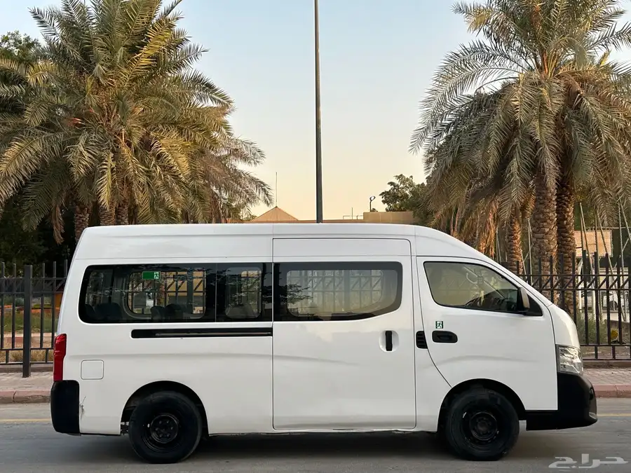 نيسان باص ركاب موديل 2019 سعودي قير عادي ديزل شامل الضريبة 3
