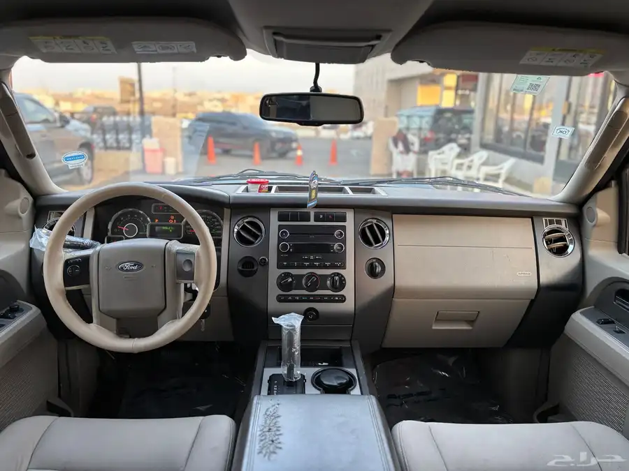 فورد اكسبديشن 2013 13