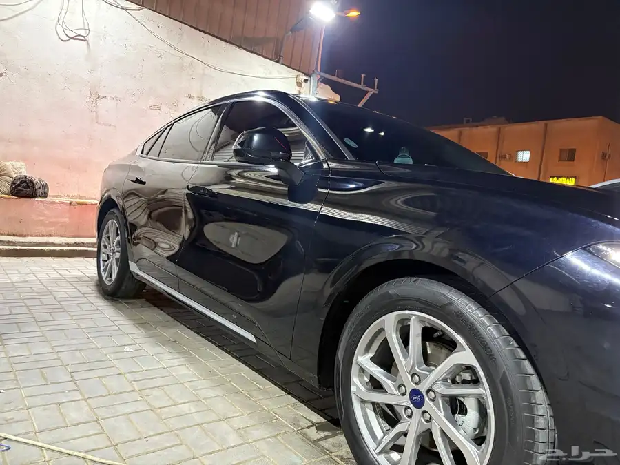 تورس 2023 ترند أسود 6