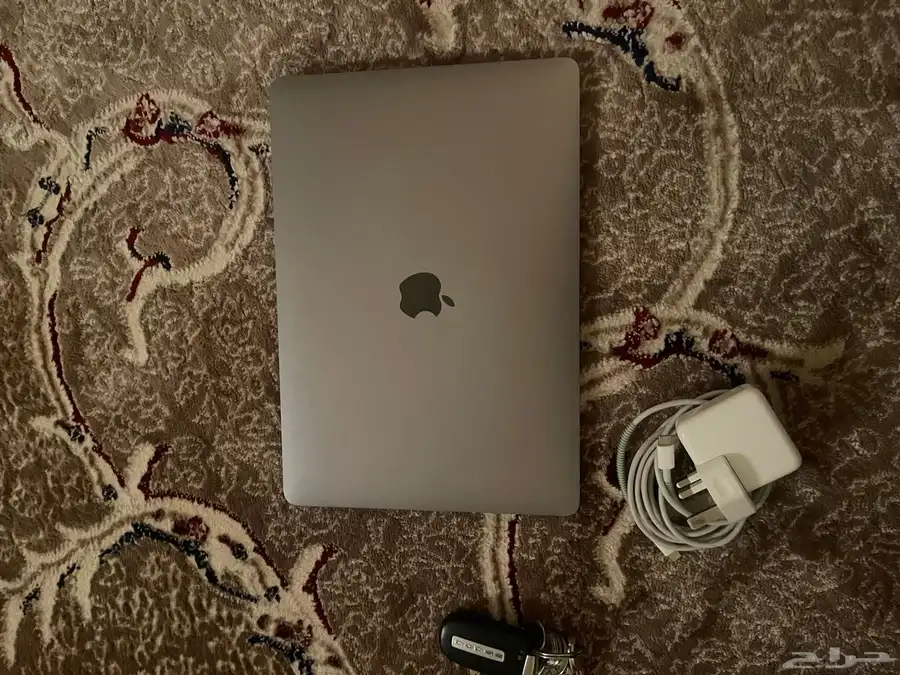 للبيع ماك بوك 13 إنش 3