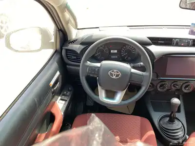هايلكس سلق جير عادي 2025 دبل 13