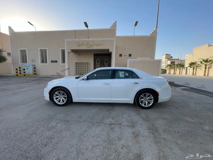 كرايسلر 2021 v6 8