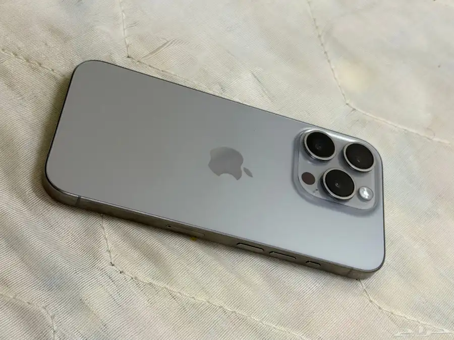 iPhone 15 pro 512 0