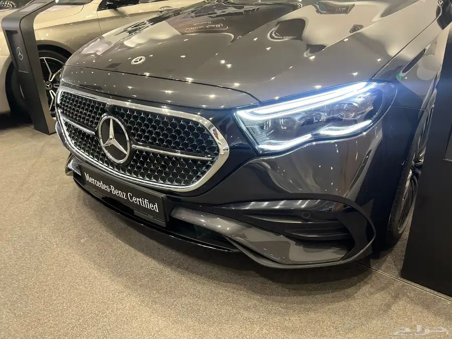 Mercedes-Benz E 300 AMG 11
