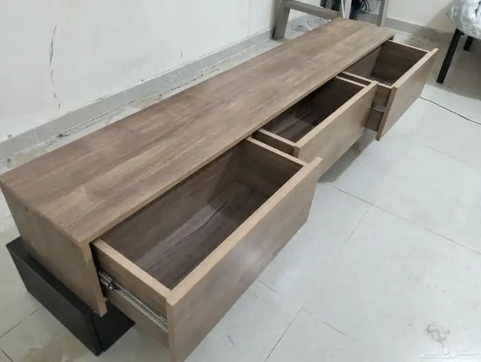 طاوله شاشه للبيع فوري 0