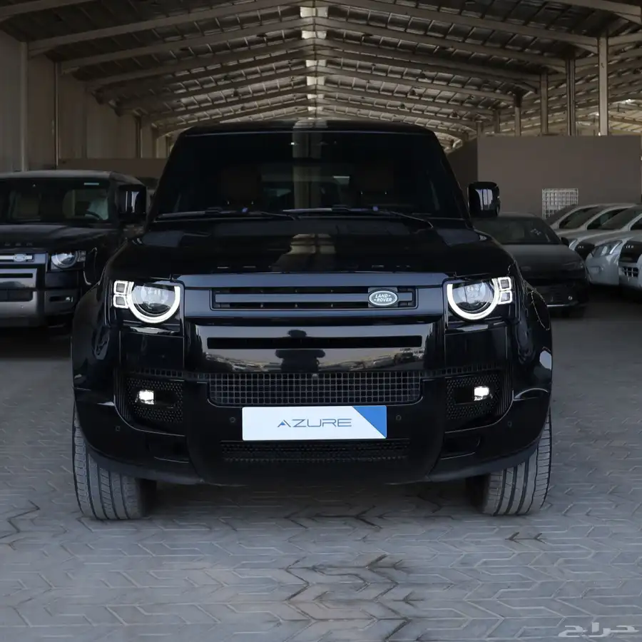 لاند روفر ديفندر HSE V6 موديل 2024 2