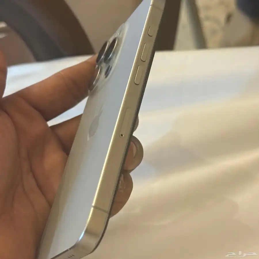 iPhone 15 pro 512 12