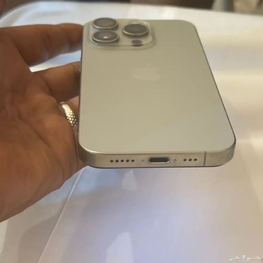 iPhone 15 pro 512 8