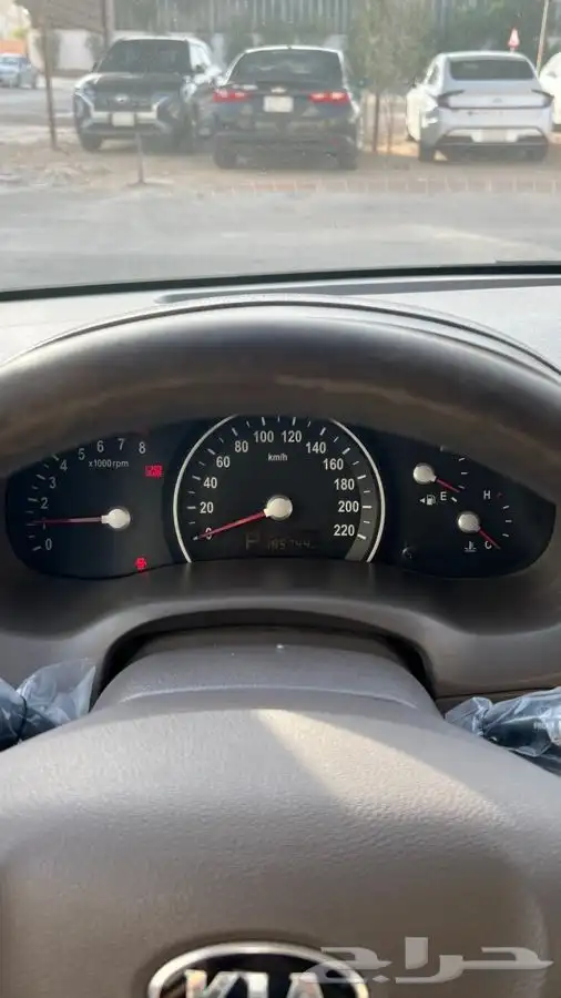 كيا كرنفال 16